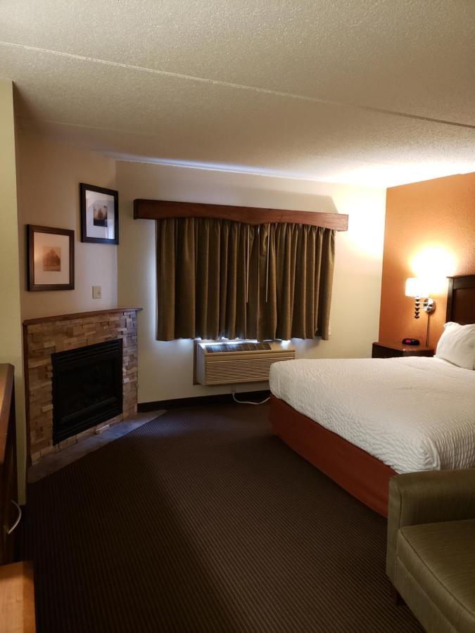 Americinn By Wyndham Iron River Exterior foto